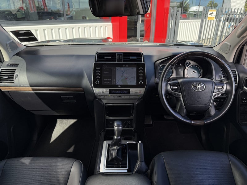 2023 Toyota Land Cruiser Prado Landcruiser VX 2... image 2