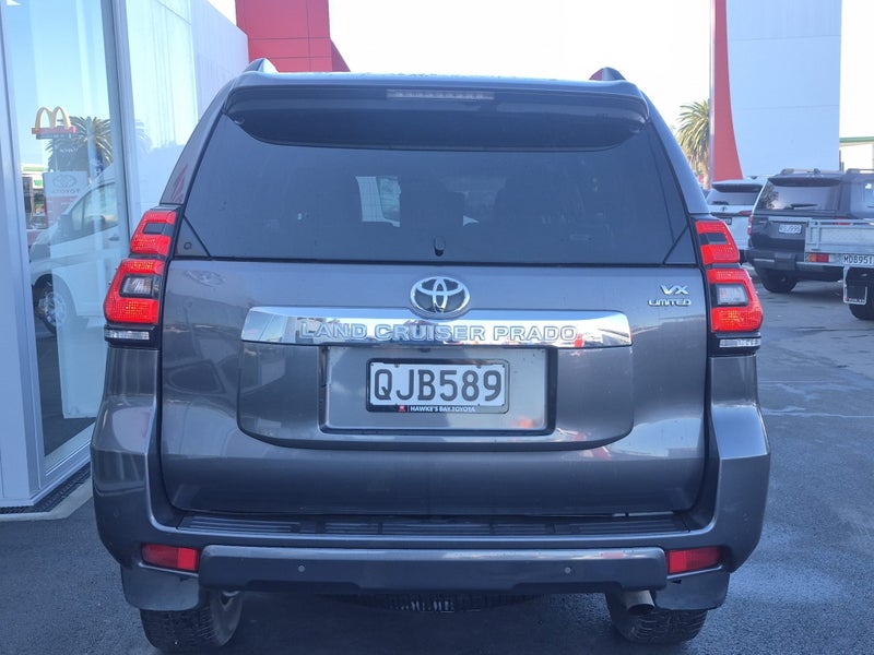 2023 Toyota Land Cruiser Prado Prado VX Limited... image 4