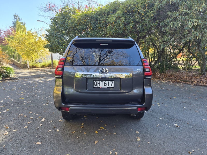 2023 Toyota Land Cruiser Prado Prado VX Limited... image 4