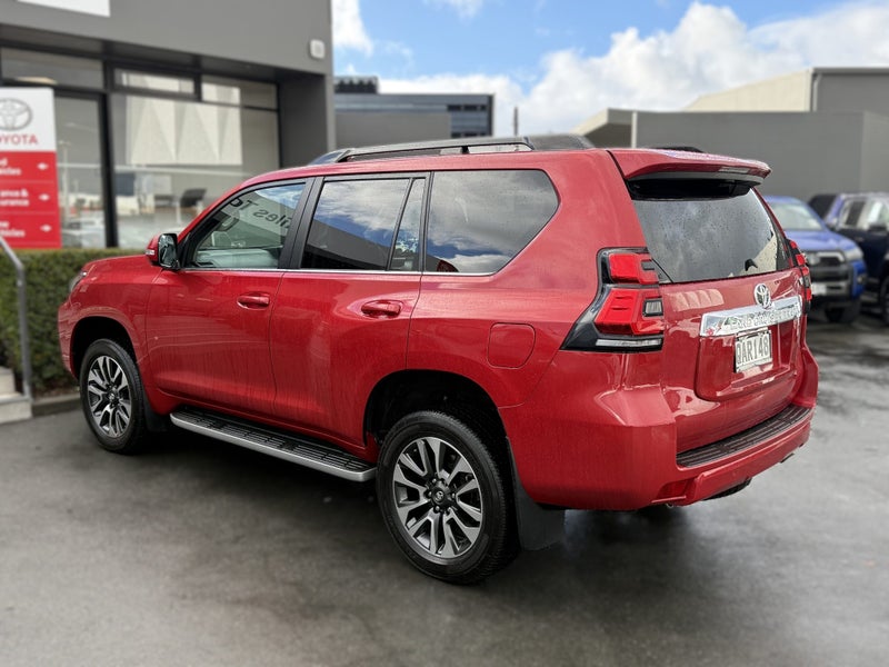 2023 Toyota Land Cruiser Prado VX 2.8D 4WD 7 Se... image 5