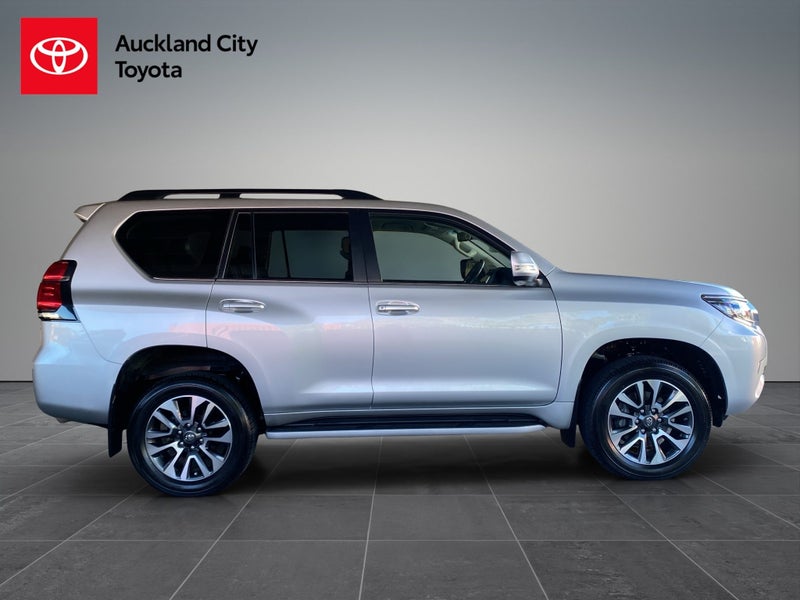 2023 Toyota Land Cruiser Prado VX 2.8D 6AT 4WD... image 2