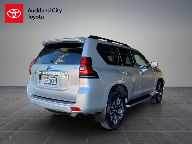 2023 Toyota Land Cruiser Prado VX 2.8D 6AT 4WD... image 3