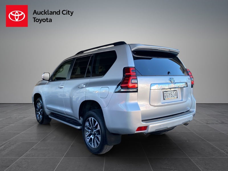 2023 Toyota Land Cruiser Prado VX 2.8D 6AT 4WD... image 5