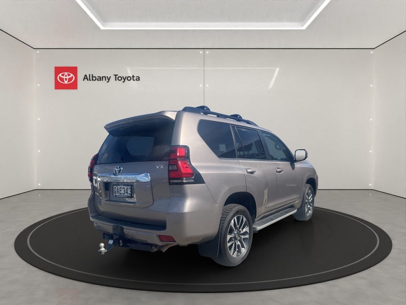 2023 Toyota Land Cruiser Prado VX 2.8D 6AT 4WD... image 3