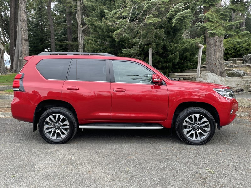 2023 Toyota Land Cruiser Prado VX 4WD image 3