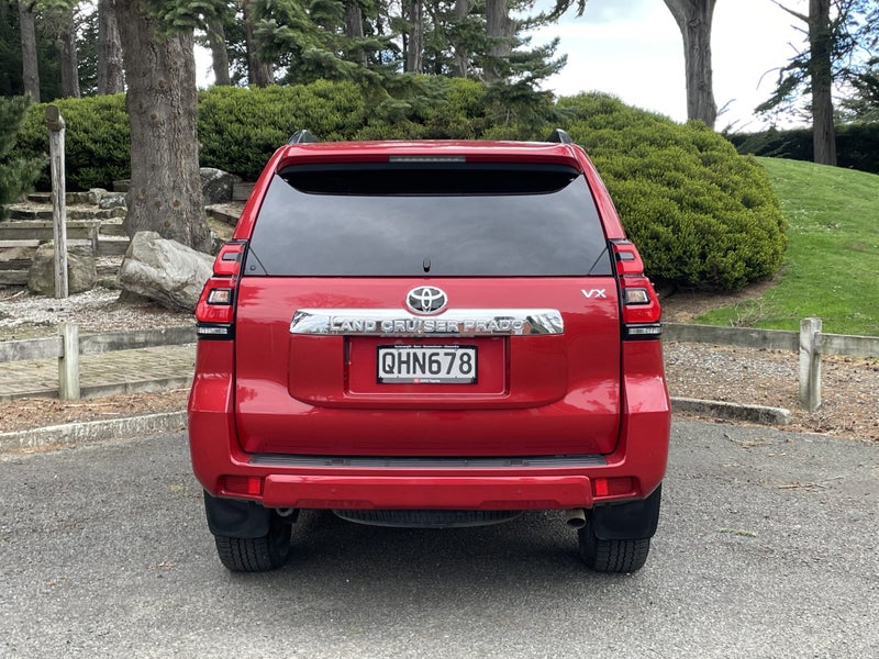 2023 Toyota Land Cruiser Prado VX 4WD image 5
