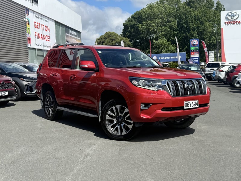 2023 Toyota Land Cruiser Prado VX 4WD image 1