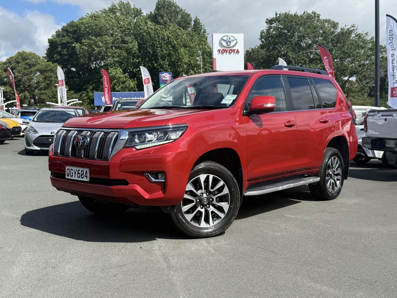 2023 Toyota Land Cruiser Prado VX 4WD image 2