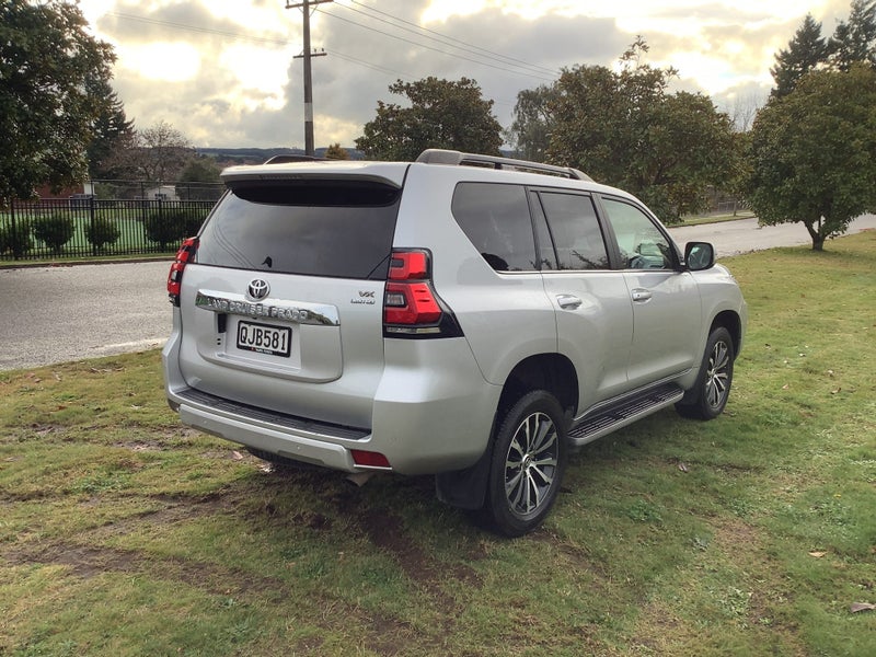 2023 Toyota Land Cruiser Prado VX Limited 2.8D... image 5