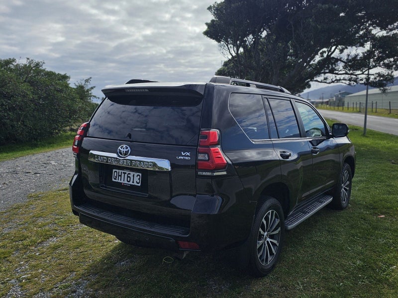 2023 Toyota Land Cruiser Prado VX Limited 2.8D... image 5