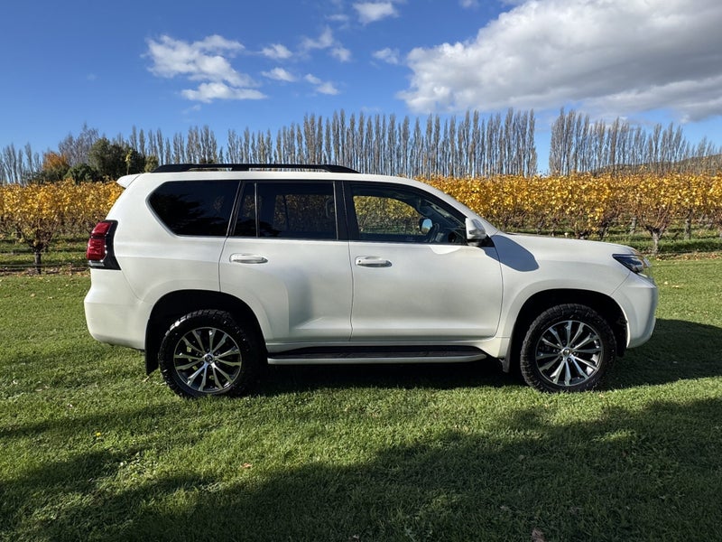 2023 Toyota Land Cruiser Prado VX Limited 2.8D... image 3