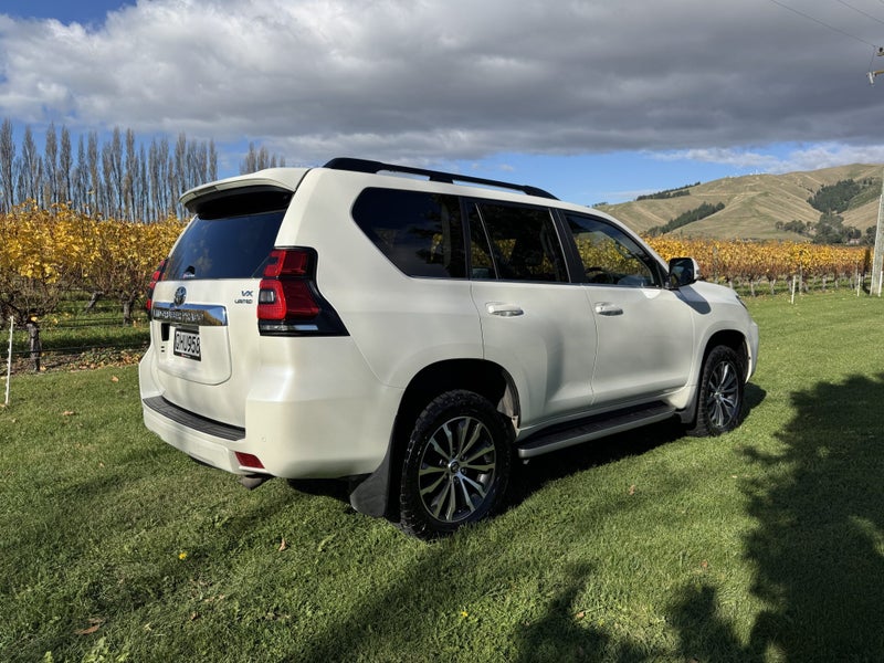 2023 Toyota Land Cruiser Prado VX Limited 2.8D... image 4