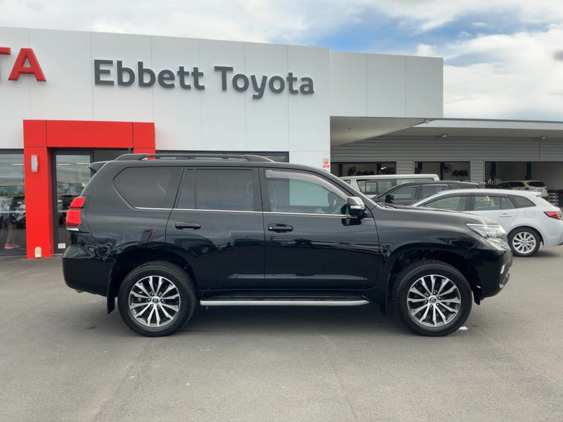 2023 Toyota Land Cruiser Prado VX Limited 2.8D... image 2