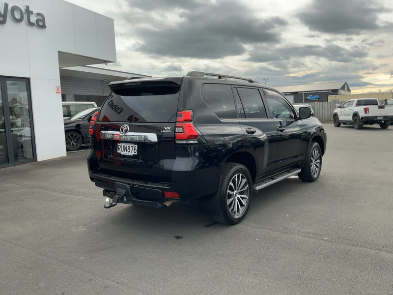 2023 Toyota Land Cruiser Prado VX Limited 2.8D... image 3