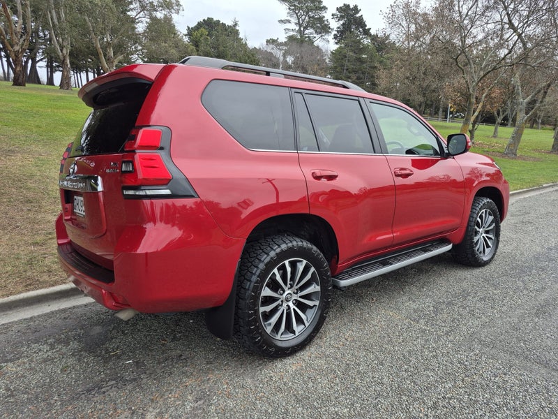 2023 Toyota Land Cruiser Prado VX Limited 2.8D... image 5