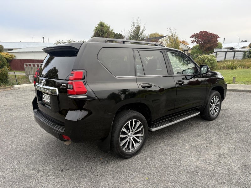 2023 Toyota Land Cruiser Prado VX Limited 2.8D... image 5