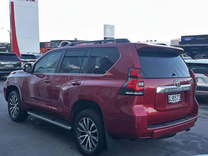 2023 Toyota Land Cruiser Prado VX Limited 2.8DT... image 5