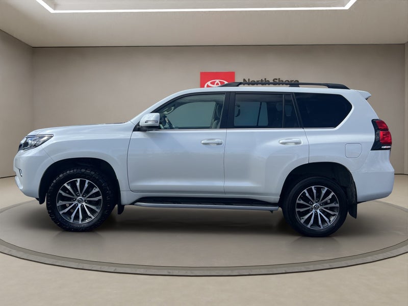 2023 Toyota Land Cruiser VX Limited 2.8L Diesel... image 4