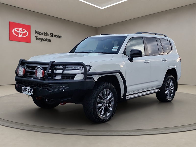 2023 Toyota Land Cruiser VX Limited 3.3L Diesel... image 3