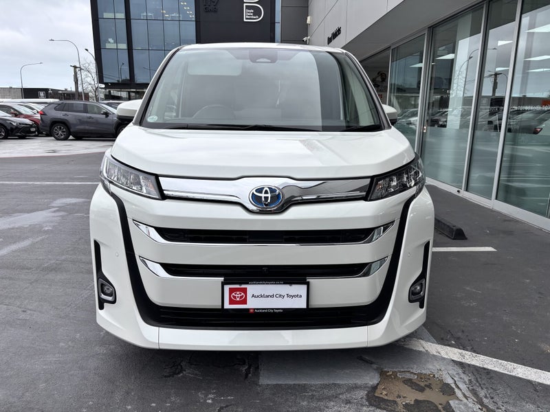 2023 Toyota Noah 1.8 Hybrid SZ 2WD Wagon 5 Dr CVT image 4