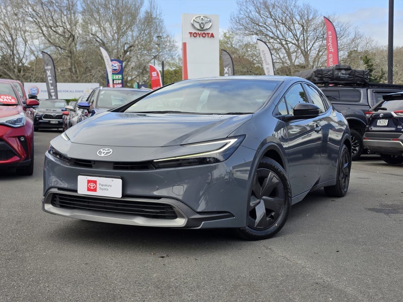 2023 Toyota Prius 1.8 Hybrid U Hatch 2WD 5 Dr CVT image 2