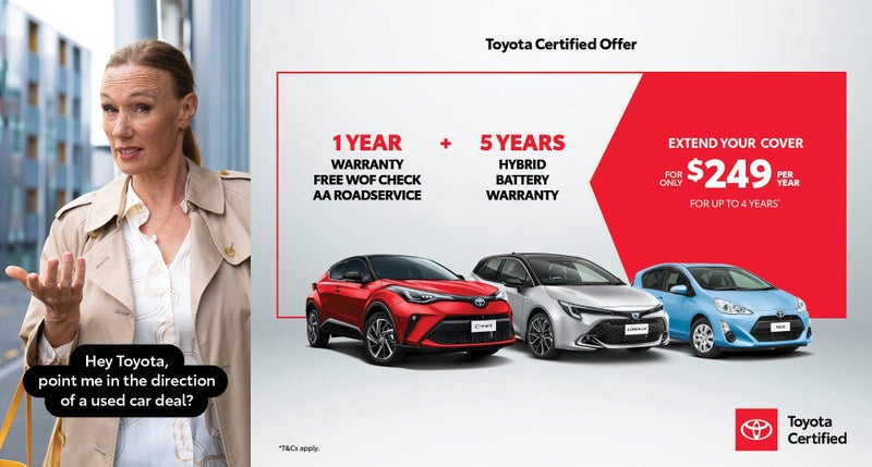 2023 Toyota Prius 2.0 Hybrid Z 5 Dr Hatch FWD image 2