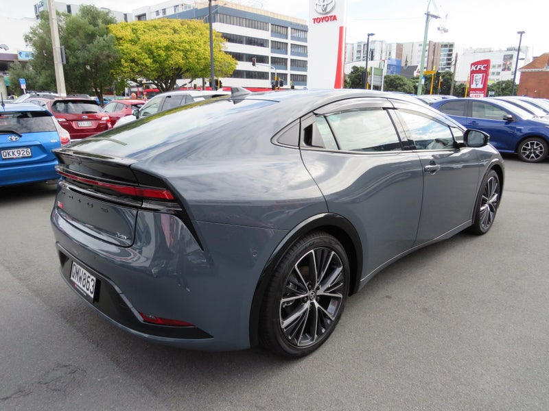 2023 Toyota Prius 2.0 Hybrid Z image 4