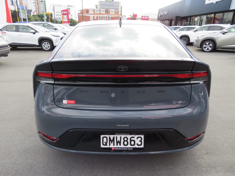 2023 Toyota Prius 2.0 Hybrid Z image 5