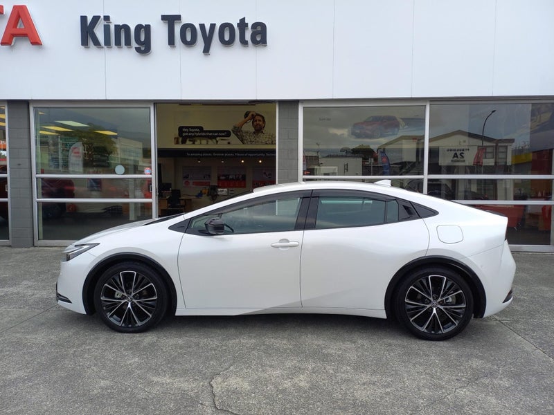 2023 Toyota Prius 2.0 Hybrid Z Hatch *5 Year Wa... image 4