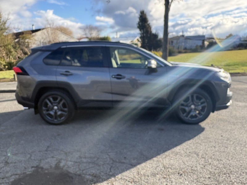 2023 Toyota RAV4 Adventure 2.5P HEV ECVT AWD SU... image 4