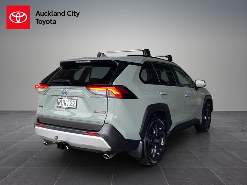 2023 Toyota RAV4 Adventure 2.5P HEV ECVT AWD SU... image 3
