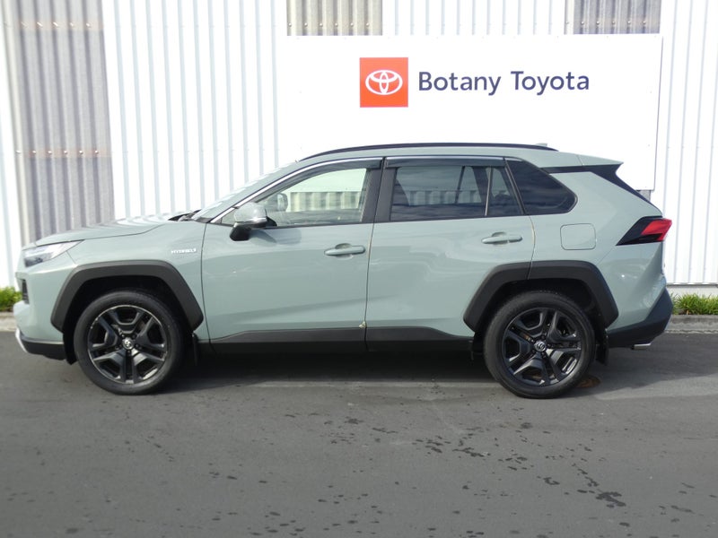 2023 Toyota RAV4 Adventure 2.5P HEV ECVT AWD SU... image 4