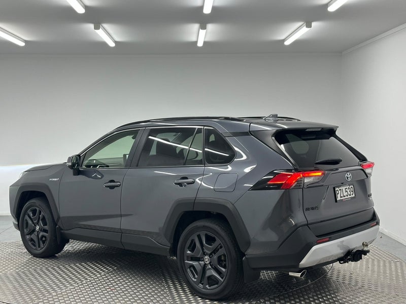 2023 Toyota RAV4 Adventure 2.5P Hybrid AWD image 5