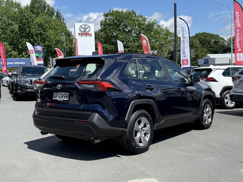 2023 Toyota RAV4 GX 2.0L image 3