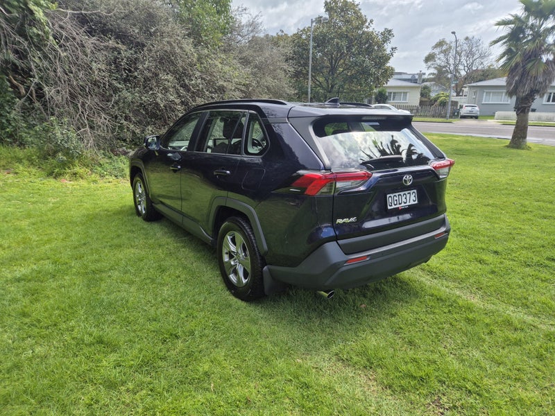 2023 Toyota RAV4 GX 2.0P image 4