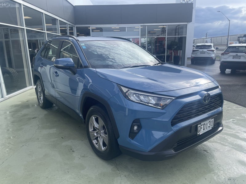 2023 Toyota RAV4 GX 2.0P CVT FWD Automatic SUV image 3
