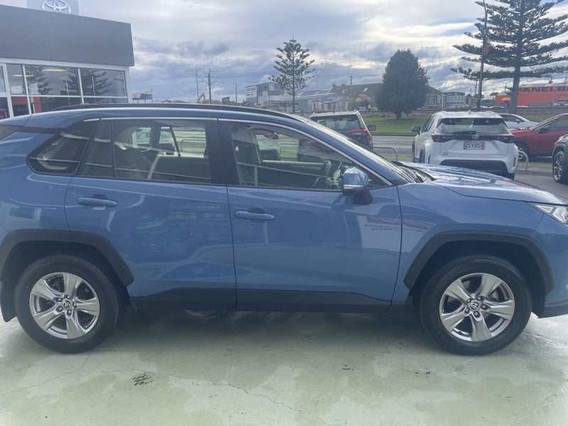 2023 Toyota RAV4 GX 2.0P CVT FWD Automatic SUV image 4