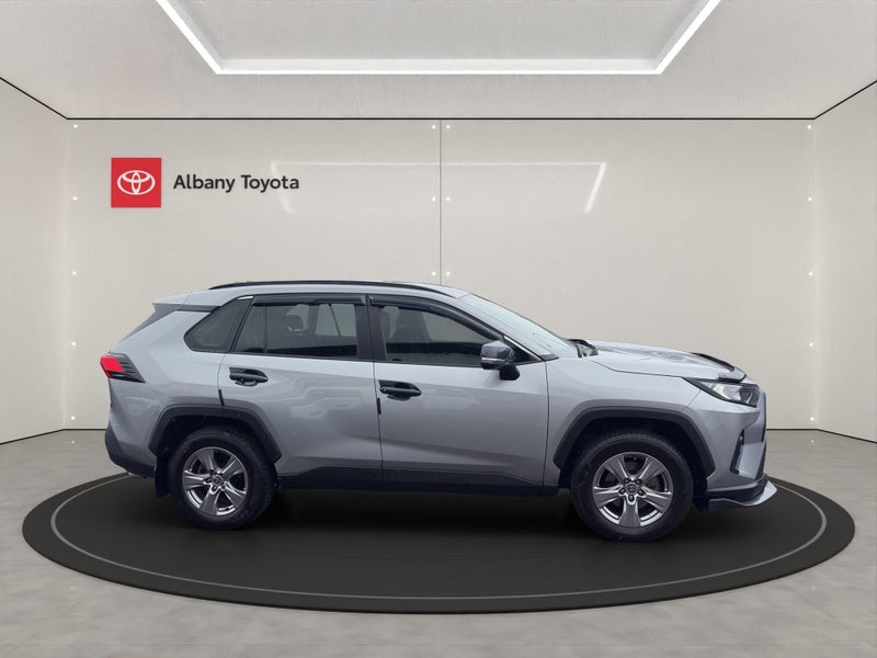 2023 Toyota RAV4 GX 2.0P CVT FWD SUV/5D/5S (MXT... image 2
