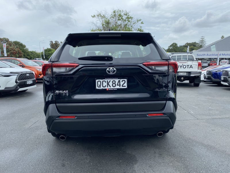 2023 Toyota RAV4 GX 2.0P SUV image 3