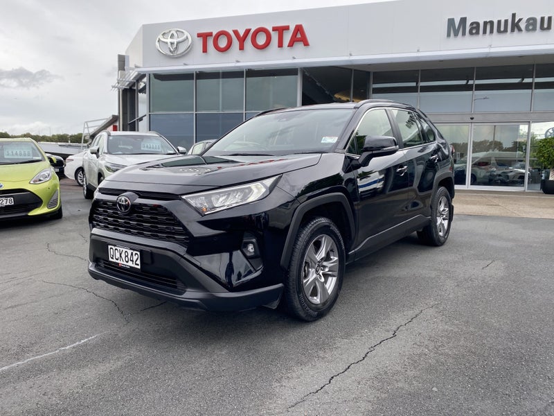 2023 Toyota RAV4 GX 2.0P SUV image 5