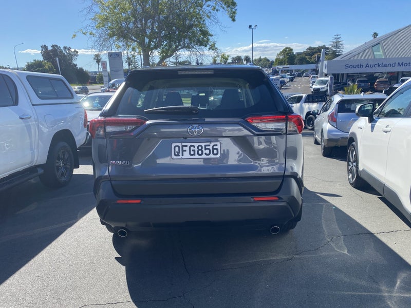 2023 Toyota RAV4 GX 2.0P SUV image 2