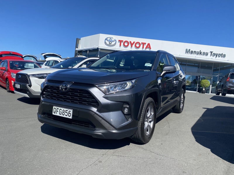 2023 Toyota RAV4 GX 2.0P SUV image 4