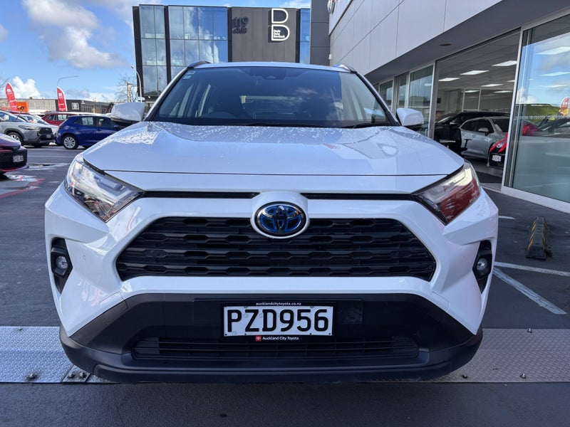 2023 Toyota RAV4 GX 2.5 HYBRID ECONOMIC SUV image 4