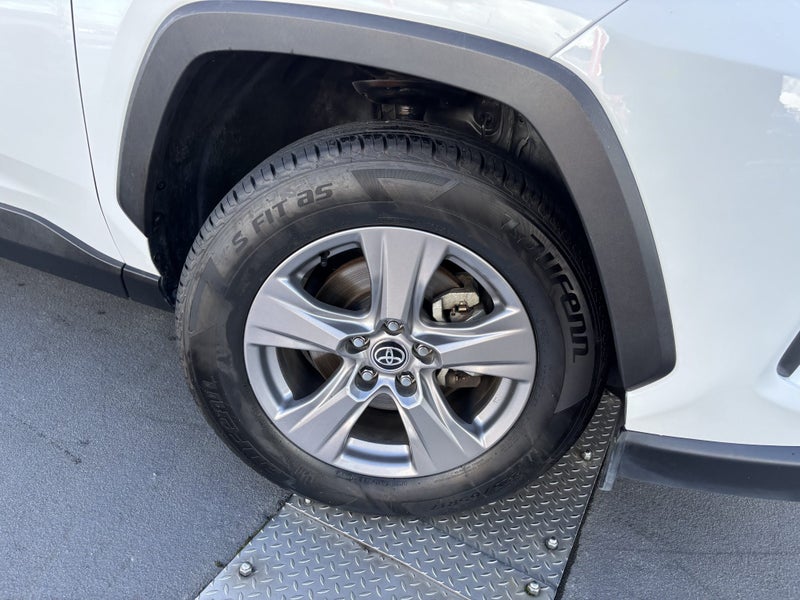 2023 Toyota RAV4 GX 2.5 HYBRID ECONOMIC SUV image 5