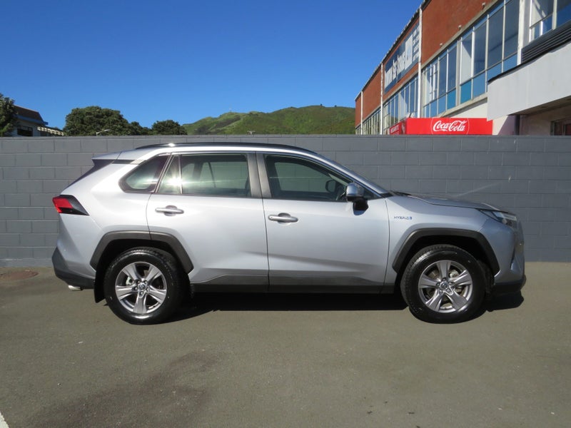 2023 Toyota RAV4 GX 2.5P HV image 4