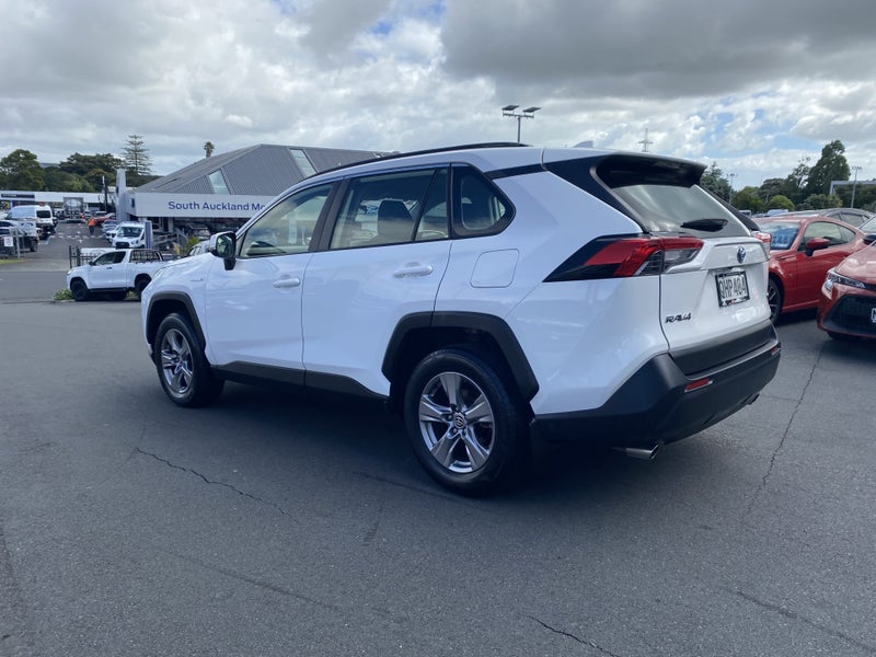 2023 Toyota RAV4 GX 2.5P HV AWD SUV image 4