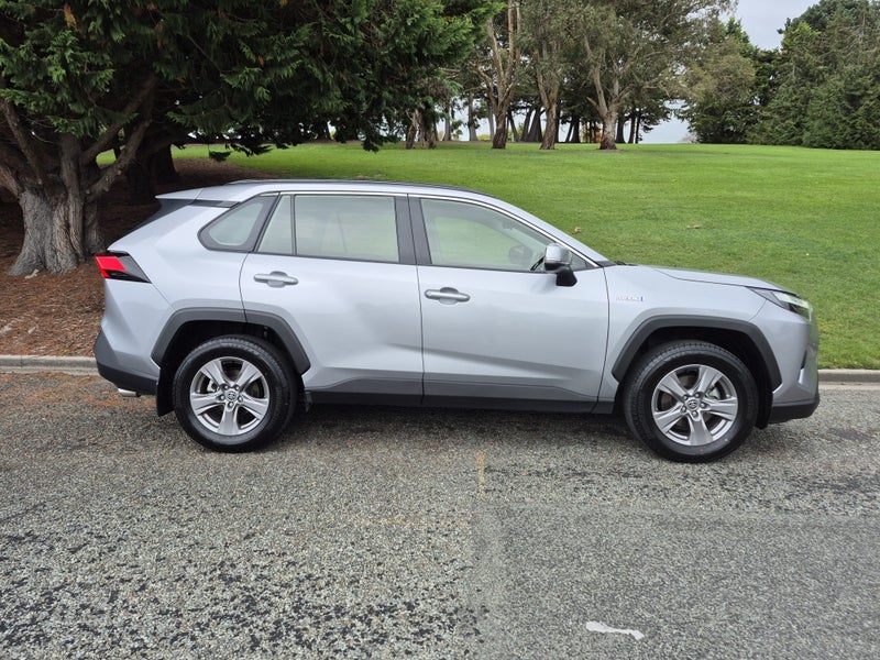 2023 Toyota RAV4 GX 2.5P HV ECVT AWD SUV/5D/5S image 3