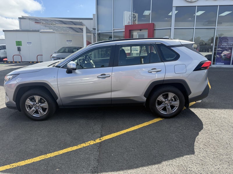 2023 Toyota RAV4 GX 2.5P HV ECVT AWD SUV/5D/5S image 2