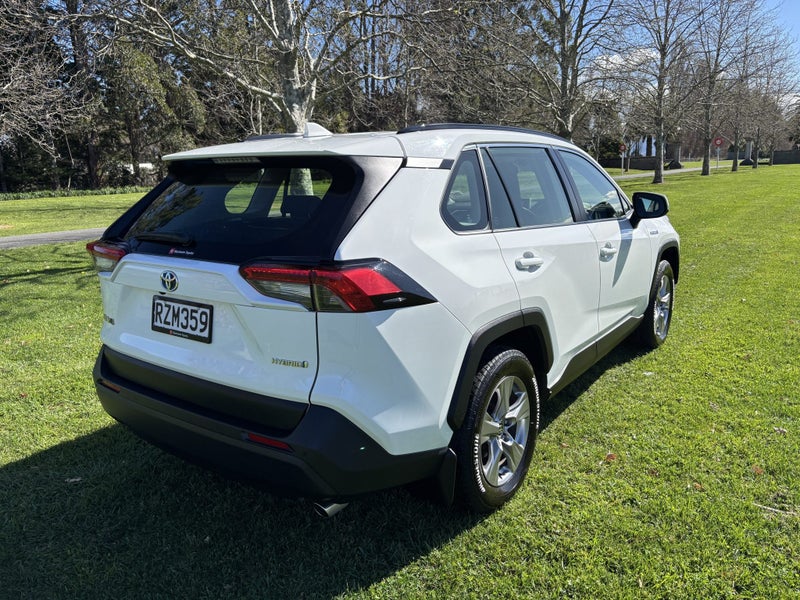 2023 Toyota RAV4 GX 2.5P HV ECVT AWD SUV/5D/5S image 4