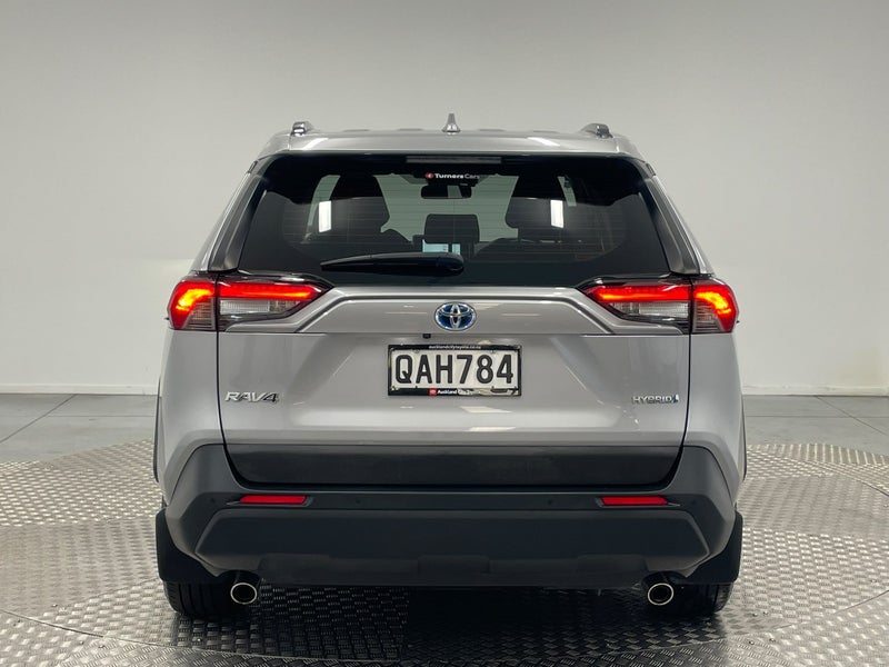 2023 Toyota RAV4 GX 2.5P Hybrid AWD image 4
